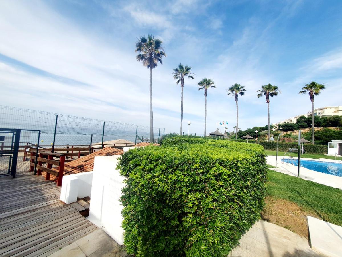 Luna Beach Seafront Marbella Bagian luar foto