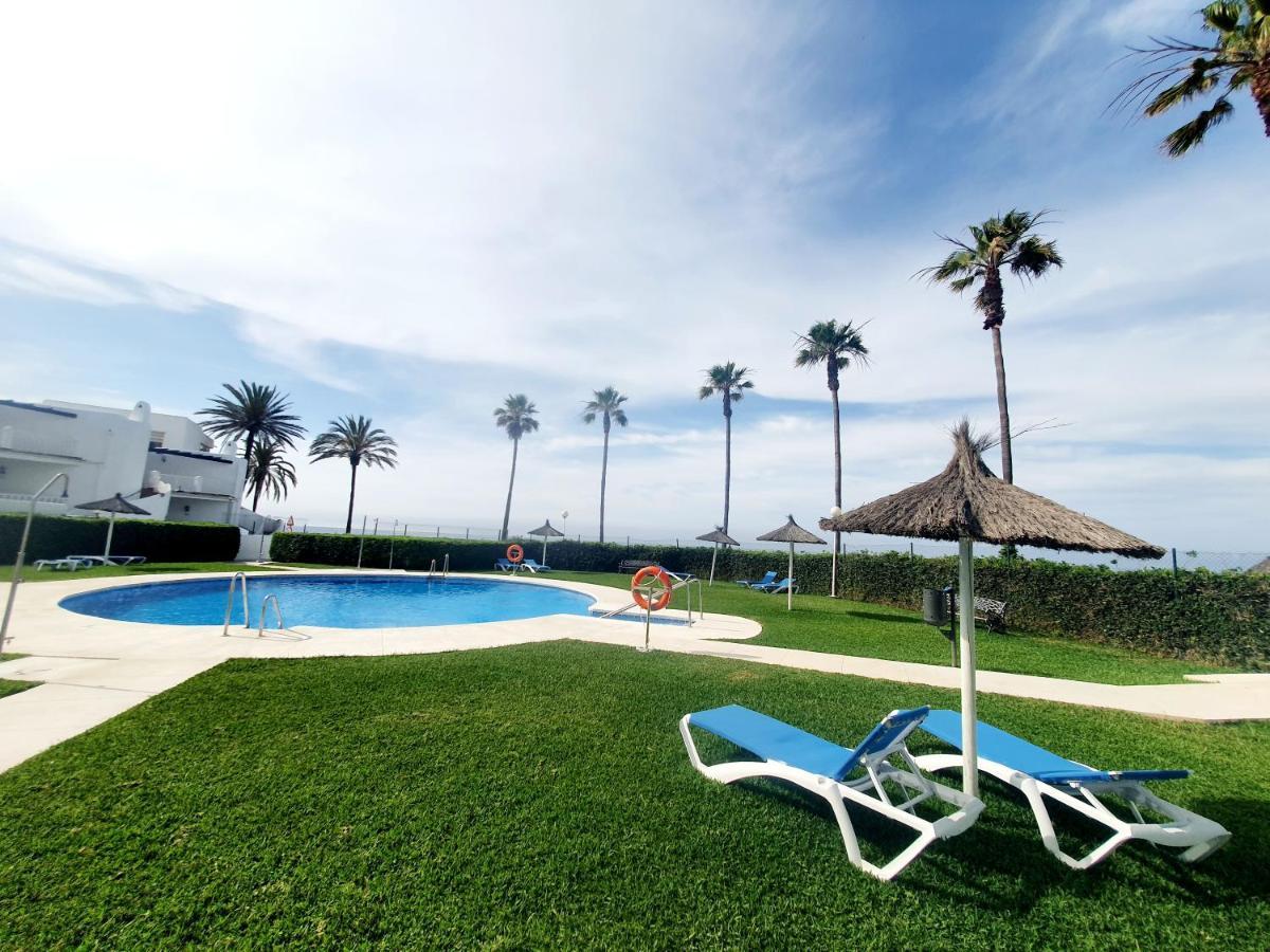 Luna Beach Seafront Marbella Bagian luar foto